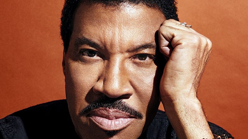 lionel-richie-2536CD1F0-EFEC-C769-DD38-3A7F86AA01A0.jpg